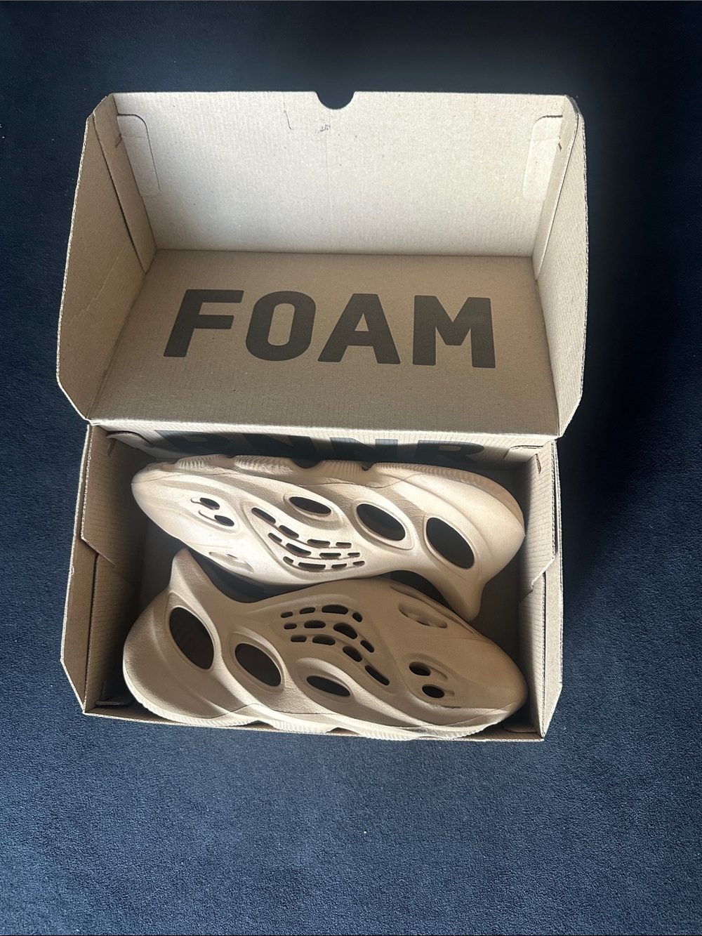 Yeezy Foam Runner in Tan